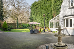 Photo 26- click for photo gallery